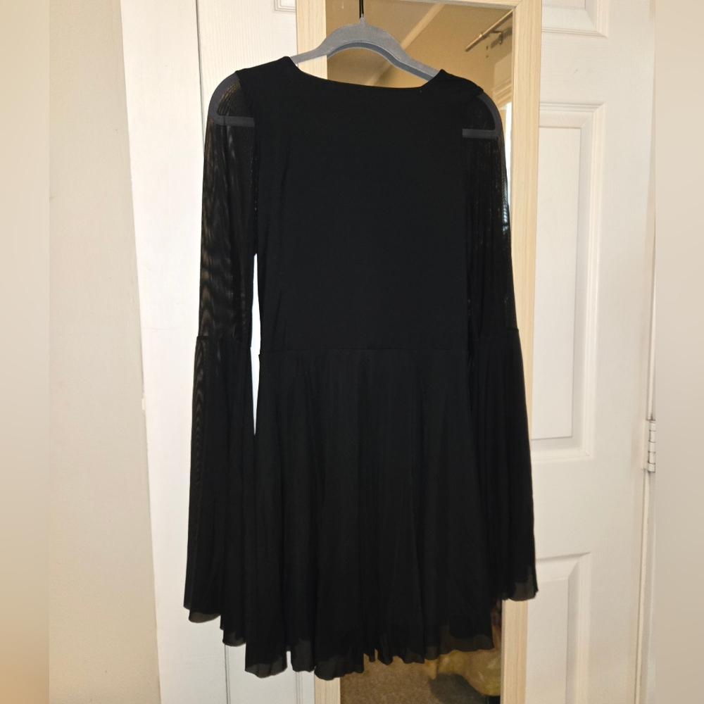 BM Spectre Dress - Picture 3 of 4